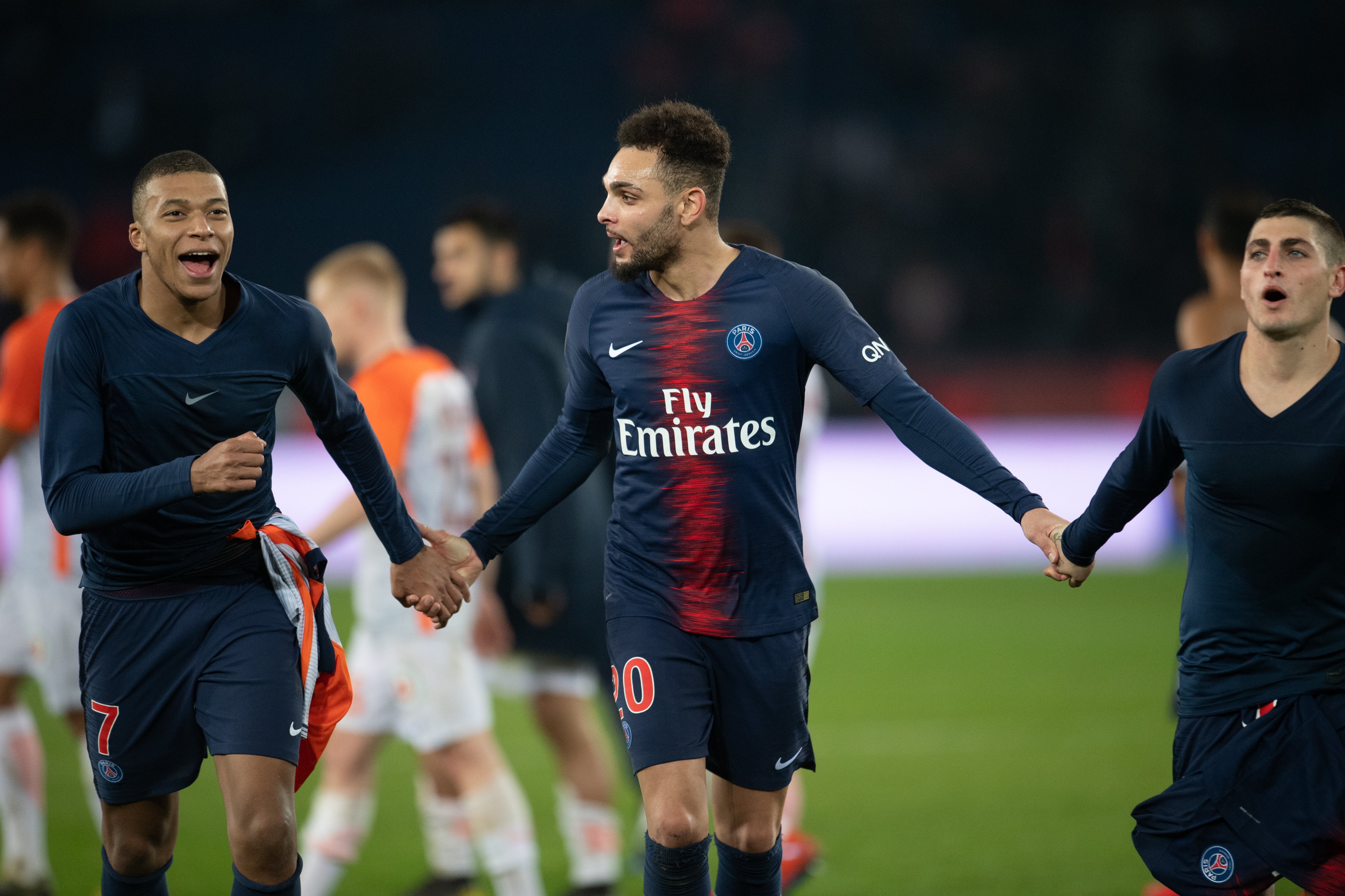 段感人至深 段感人至深