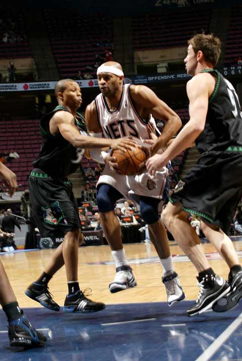 库尔图瓦：点球判罚似乎有些牵强 我们不能认为比赛已经结束