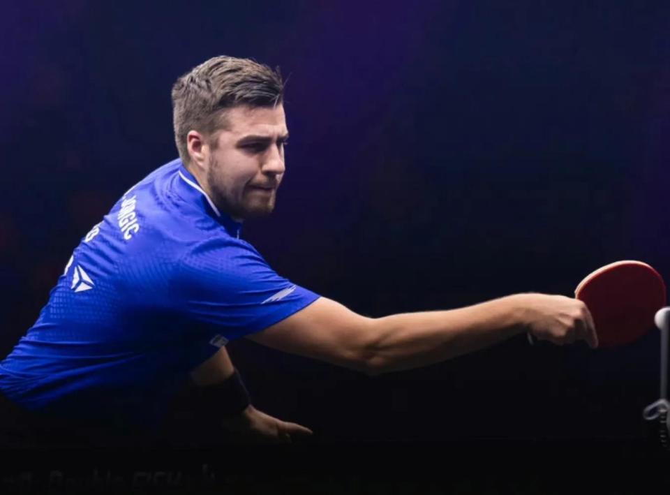 巴塞罗那的 巴塞罗那的