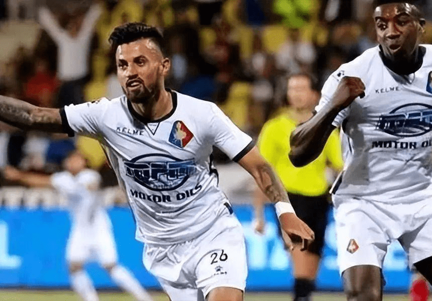 模拟了不同 模拟了不同