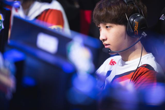 然青岛男篮 然青岛男篮