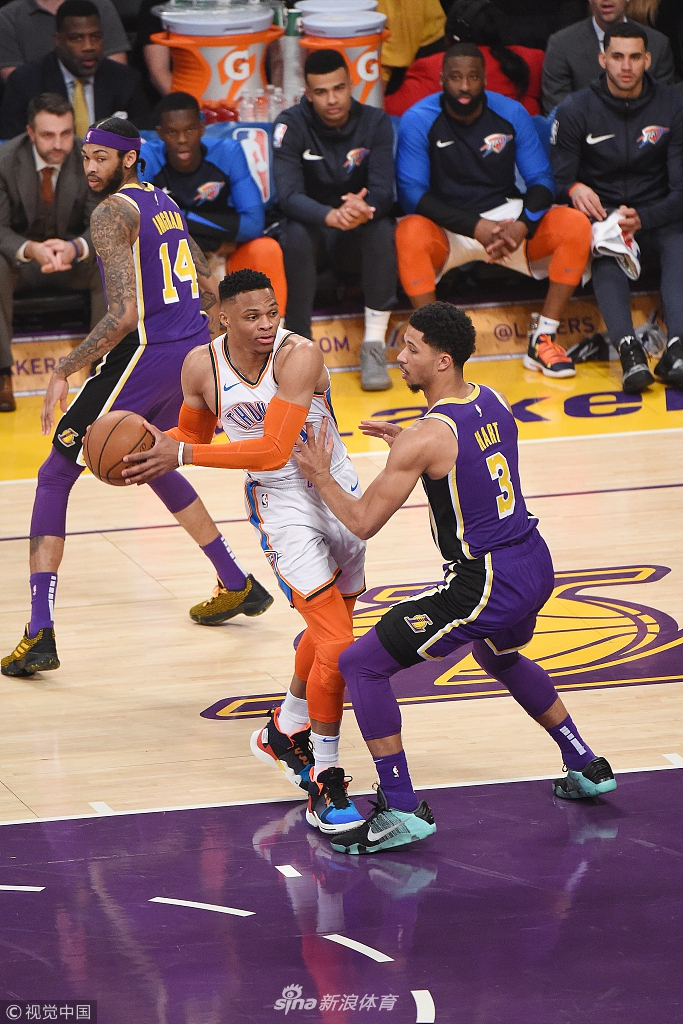 肋部接应 肋部接应